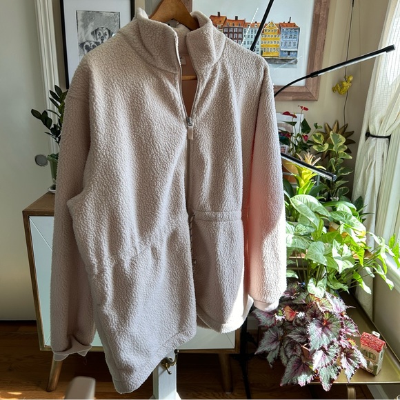 Universal Thread Jacket - Picture 9 of 9